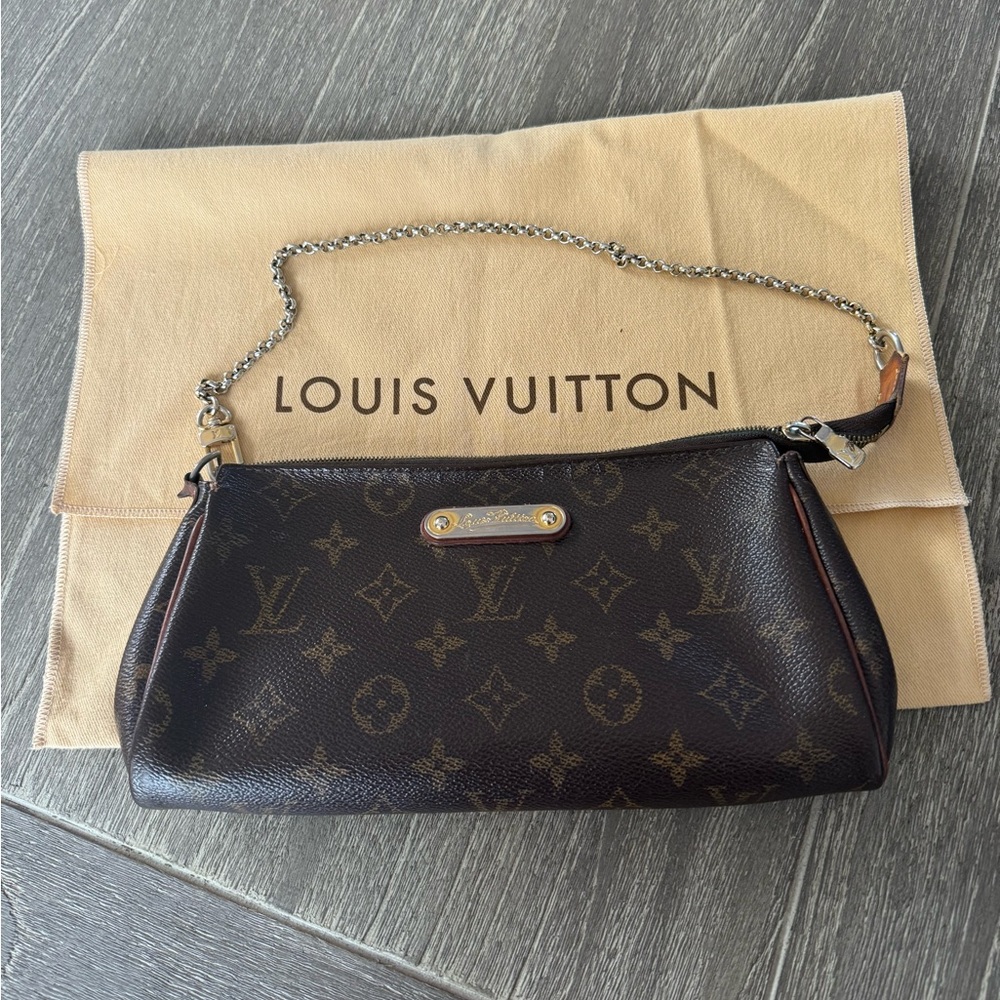Louis Vuitton Eva Clutch - Picture 2 of 7